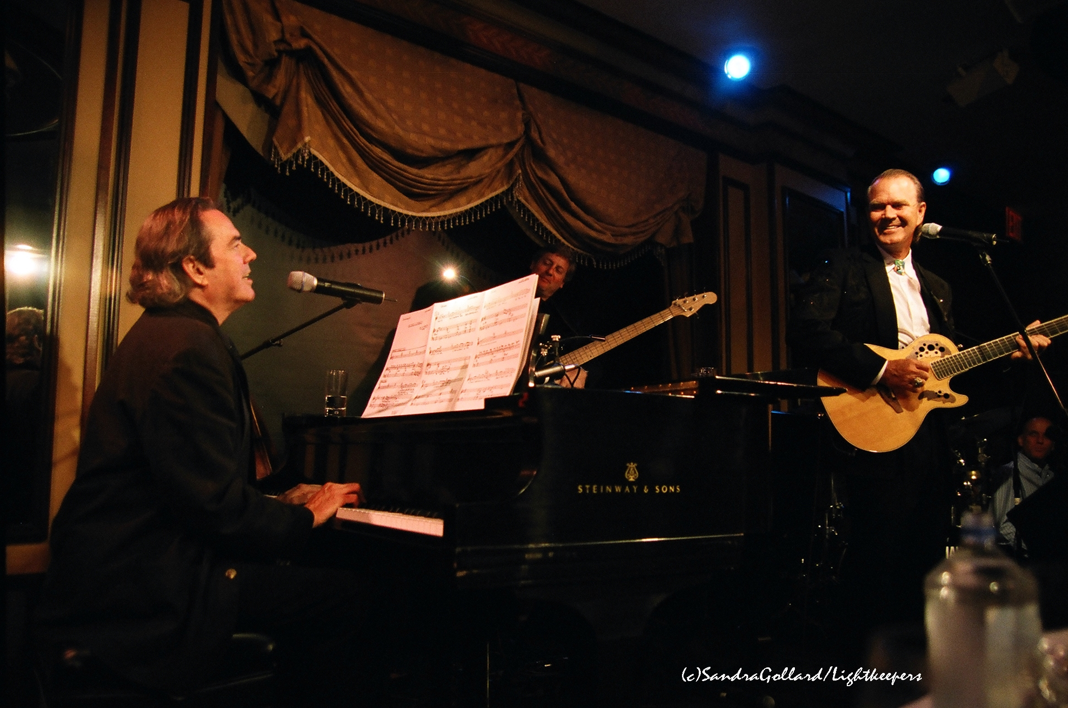 Webb and Campbell during their June 2005 run at Feinstein’s at the Regency, New York City. ©Sandra Gillard/Lightkeepers. Used with permission.