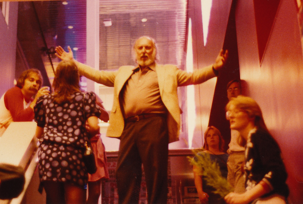 Photos_1981_RussNewYorkStoreOpenParty_03 (crop)