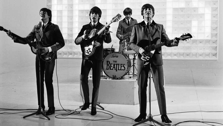 beatles_playing