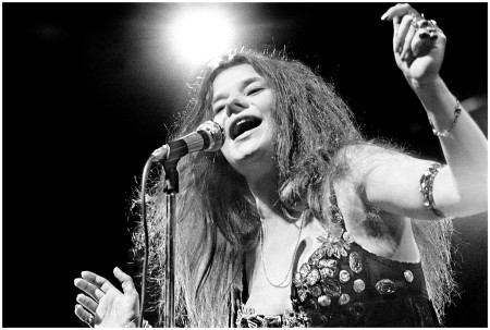 Janis Joplin, Rhode Island, 1968. Photo By ©Elliott Landy, LandyVision Inc. Used with permission.